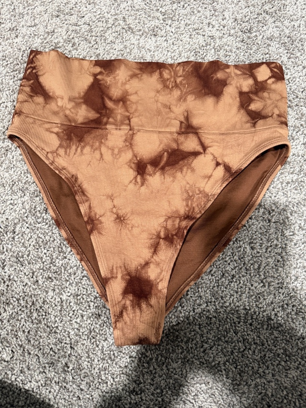 High-Waisted Tie-Dye Bikini Bottoms — Brown Rust